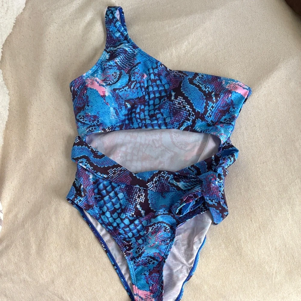SHEIN Blue & Pink Snake-Print One-Shoulder Cutout One-Piece Swimsuit